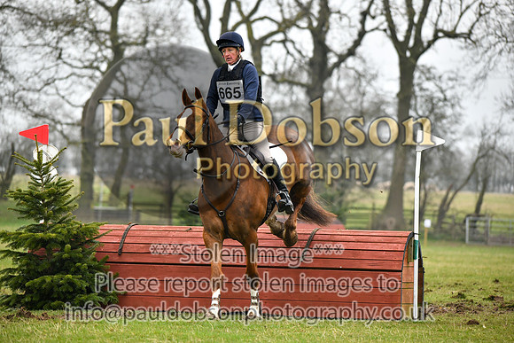 xc2_1563r