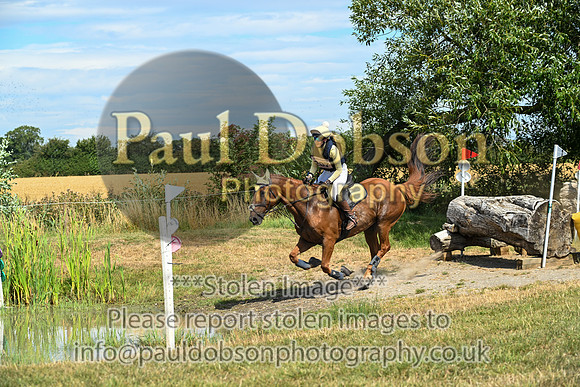 105_3823c