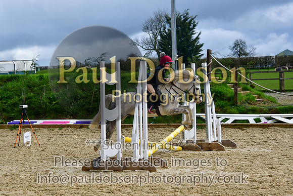050_3741