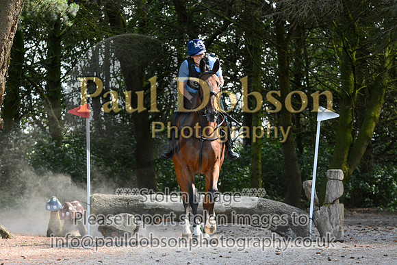 070_6422c