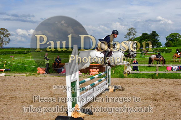 090_3766b
