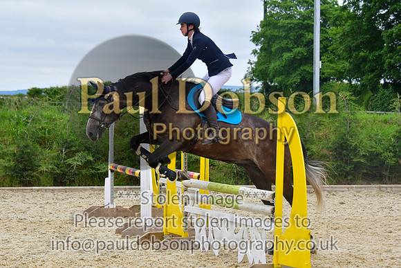 090_7306