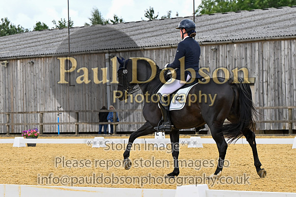 _2290555