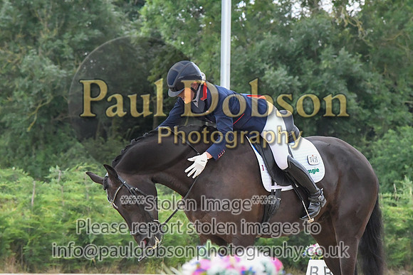 042_7975