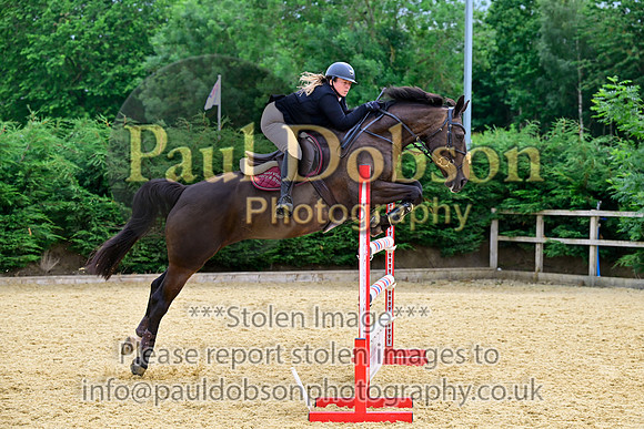 _1058703