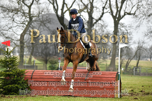 xc2_1562r