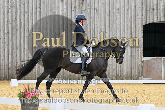 _1336782