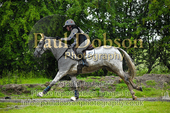 090_2372b