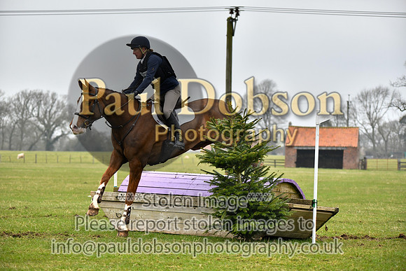 xc2_1569r
