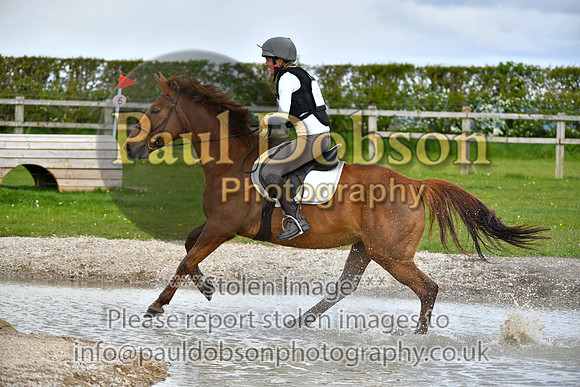 xcr_1216r